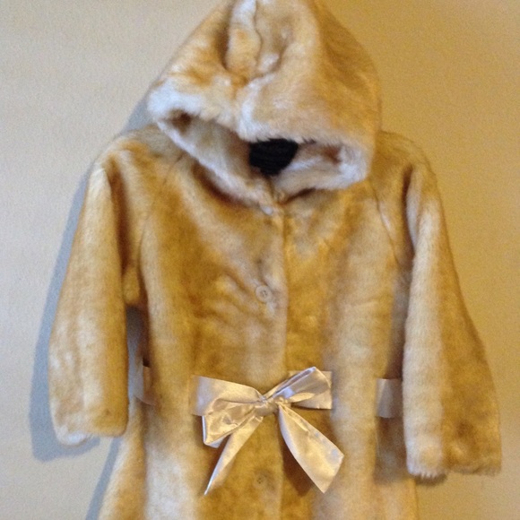 Coat - Picture 2 of 3